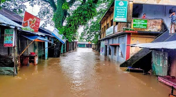 সিলেট শহরে প্রবল পানি