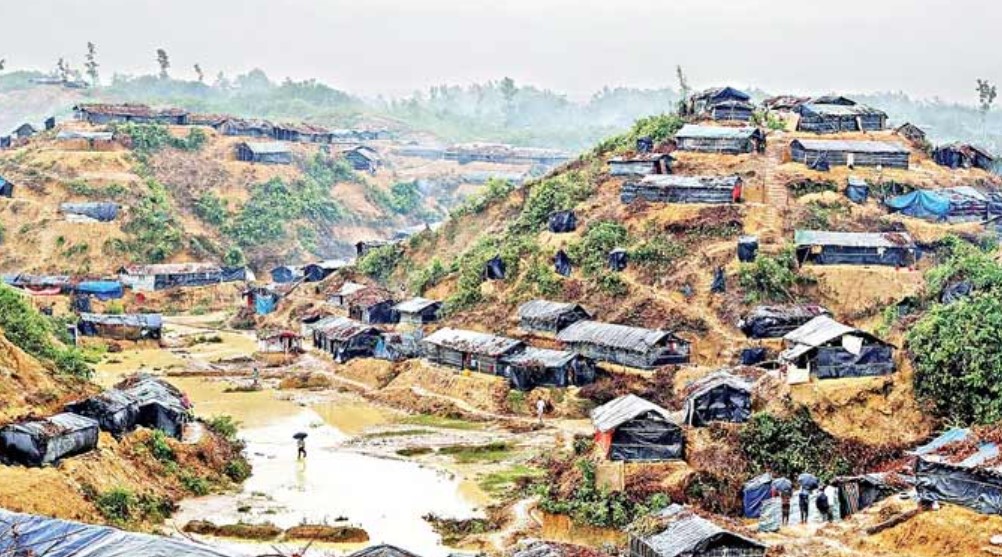 ফাইল ছবি রোহিঙ্গা ক্যাম্পে সতর্কতা