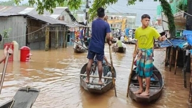 বন্যা পরিস্থিতি অবনতি হতে পারে, সাহায্যের জন্য টোল ফ্রি নম্বর