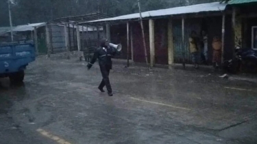 মারাত্মক আঘাত হানতে পারে সিত্রাং দেশের ১৩ জেলায়