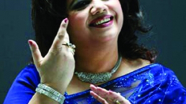শুভ জন্মদিন সুরের পাখী রুনা লায়লা