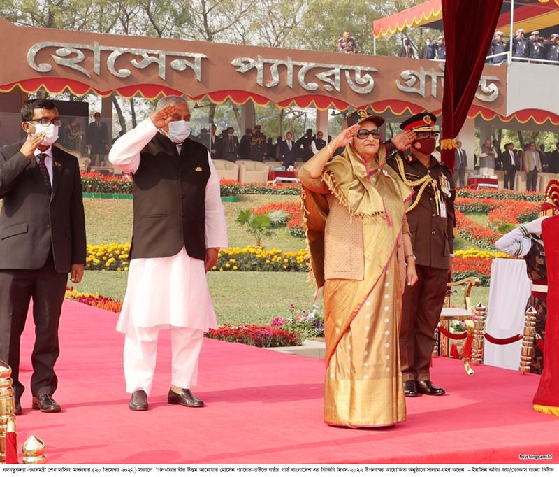 বীর উত্তম আনোয়ার হোসেন প্যারেড গ্রাউন্ডে প্রধানমন্ত্রী