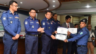 জাতীয় শুদ্ধাচার পুরস্কারে ভূষিত ওসমানীনগরের অতিরিক্ত পুলিশ সুপার রফিক