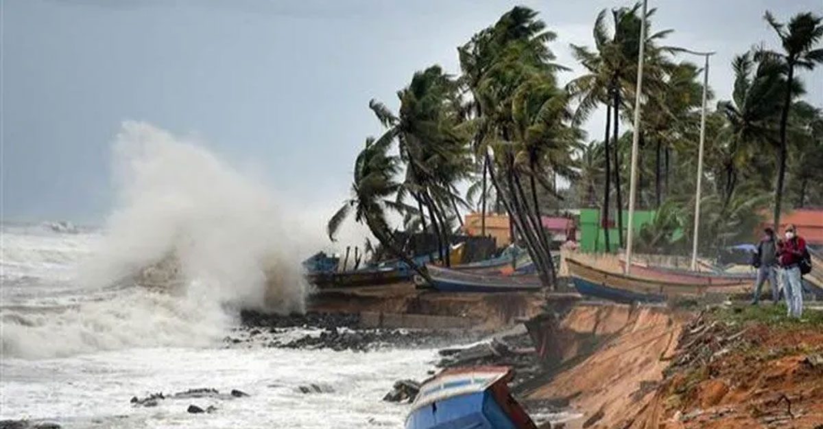 ঘূর্ণিঝড় মোকার আঘাতে সবচেয়ে বেশি ক্ষতিগ্রস্ত টেকনাফ- সেন্টমার্টিন