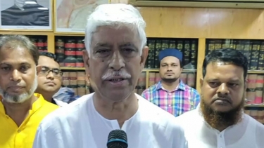 পরাজয় মেনে নিয়েছি: আজমত উল্লাহ খান