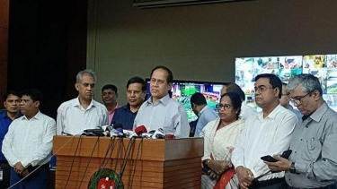 বলা হচ্ছে ওনার রক্তক্ষরণ হয়েছে, কিন্তু আমরা দেখিনি-সিইসি