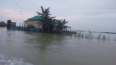 মধ্যনগরে বাড়ছে বন্যার পানি, আতংকিত না হবার জন্য আহবান
