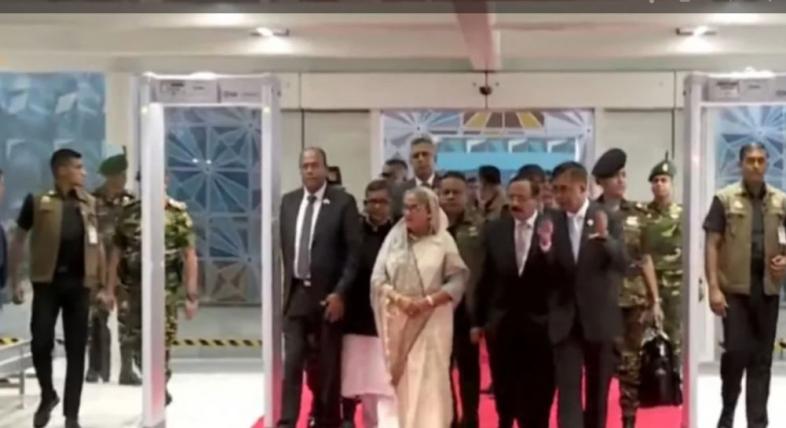 হযরত শাহজালাল আন্তর্জাতিক বিমানবন্দরের তৃতীয় টার্মিনাল উদ্বোধনী অনুষ্ঠানে প্রধানমন্ত্রী শেখ হাসিনা