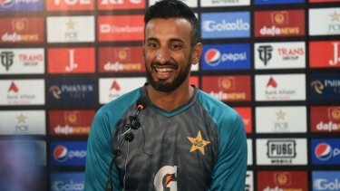 নতুন অধিনায়ক শান মাসুদ বাবরকে নিয়ে যা বললেন