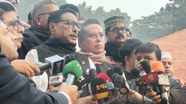অপশক্তির বিরুদ্ধে লড়াই অব্যাহত রাখতে হবে