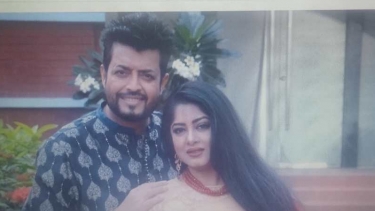 ওমর সানী মুখ খুললেন,মৌসুমীকে নিয়ে কানাঘুষা