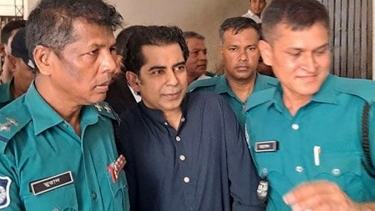 রিমান্ডে ব্যারিস্টার আন্দালিব রহমান পার্থ