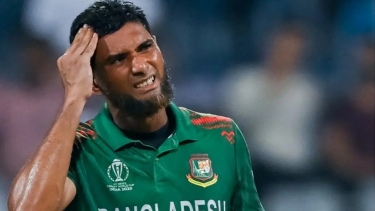 মাঠ থেকেই ক্রিকেটকে বিদায় বলতে চান মাহমুদউল্লাহ!