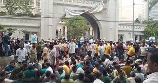 টানা চতুর্থ দিনের বিক্ষোভ ইশরাক সমর্থকদের এবং নগরভবন ঘেরাও