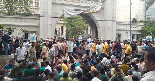 ইশরাক সমর্থকদের নগরভবন ঘেরাও