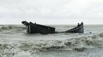 হাতিয়ায় ট্রলার ডুবে ১৯ নিখোঁজ
