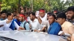অটোপাসের দাবিতে  ভিসির ওপর হামলা