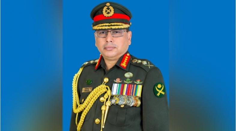 সেনাবাহিনী প্রধান জেনারেল ওয়াকার-উজ-জামান।