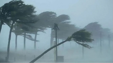 দুপুরের মধ্যে ৫ জেলায় ঝড়ের শঙ্কা