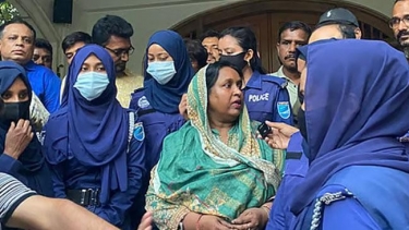 নারায়ণগঞ্জের সাবেক মেয়র আইভীকে গ্রেপ্তার করেছে পুলিশ