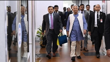 দেশে ফিরেছেন প্রধান উপদেষ্টা