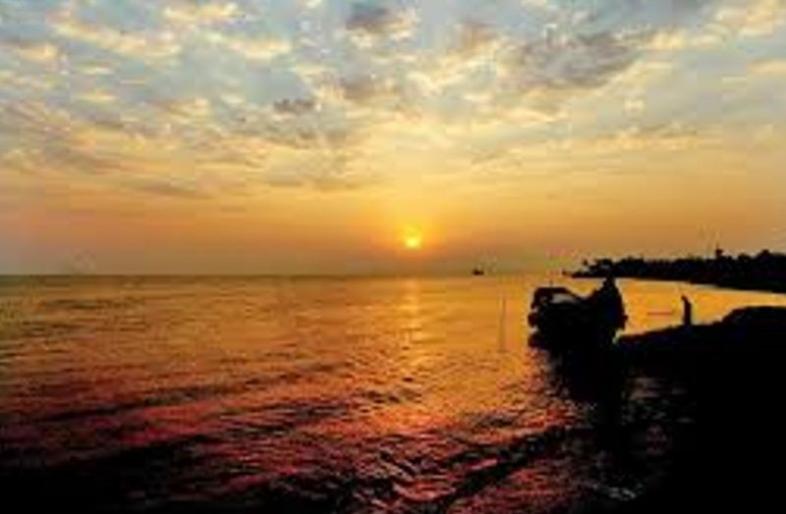‘কল্পনায় বিভোর আমি’