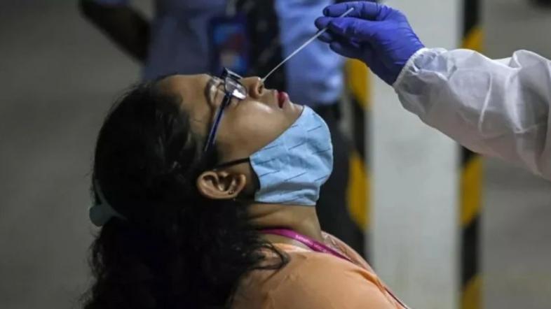 চট্টগ্রামে কভিড মোকাবিলায় হিমশিম