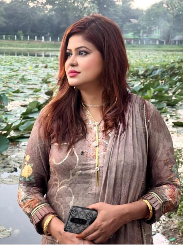 কবি শাহিনা আফরোজ