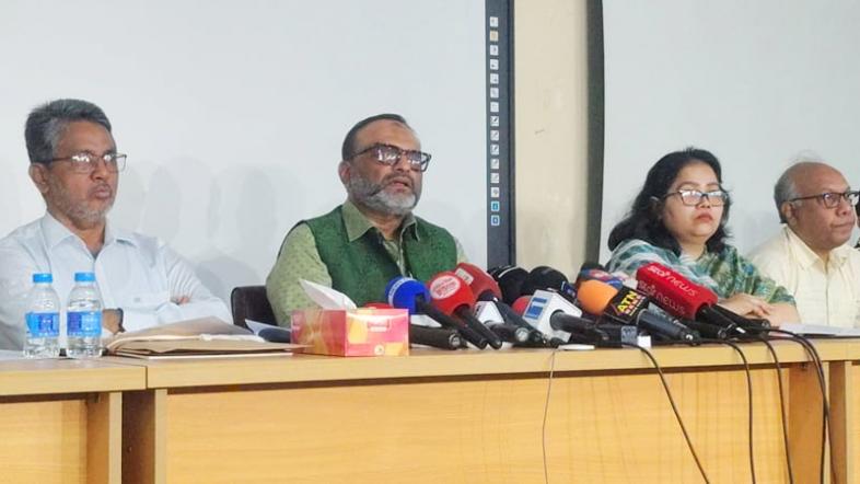 ডাকসু নির্বাচনের ব্যালট নীলক্ষেতে ছাপানোর বিষয়ে  উপাচার্য যা বলেছেন