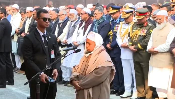 খালেদা জিয়ার জানাজায় লাখো মানুষের সমাগম, শোকের মাতম