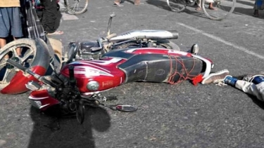 মোটরসাইকেল নিয়ন্ত্রণ হারিয়ে যুবকের মৃত্যু