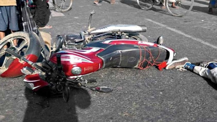 মোটরসাইকেল নিয়ন্ত্রণ হারিয়ে যুবকের মৃত্যু