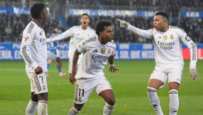 রিয়াল মাদ্রিদের সান্তিয়াগো বার্নাব্যুতে ফের জয়, আলাভেসকে ২-১ গোলে পরাজিত করল আলোনসো শিষ্যরা