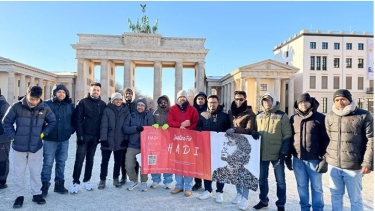 হাদি হত্যার বিচারের দাবিতে জার্মানির রাজধানী বার্লিনে  সমাবেশ