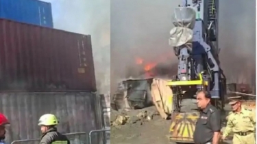 পাকিস্তানের করাচি বন্দরের অগ্নিকাণ্ড: উদ্ধারকাজে বড় চ্যালেঞ্জ