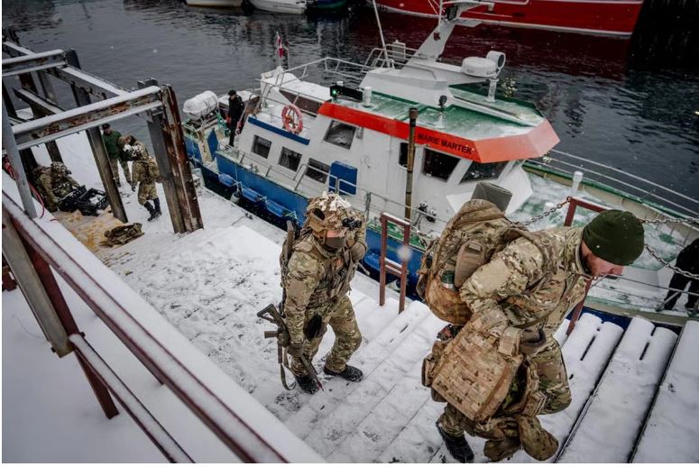 গ্রিনল্যান্ড নিয়ন্ত্রণ নিয়ে ট্রাম্পের হুমকির পর ডেনমার্কের সেনা মোতায়েন বৃদ্ধি