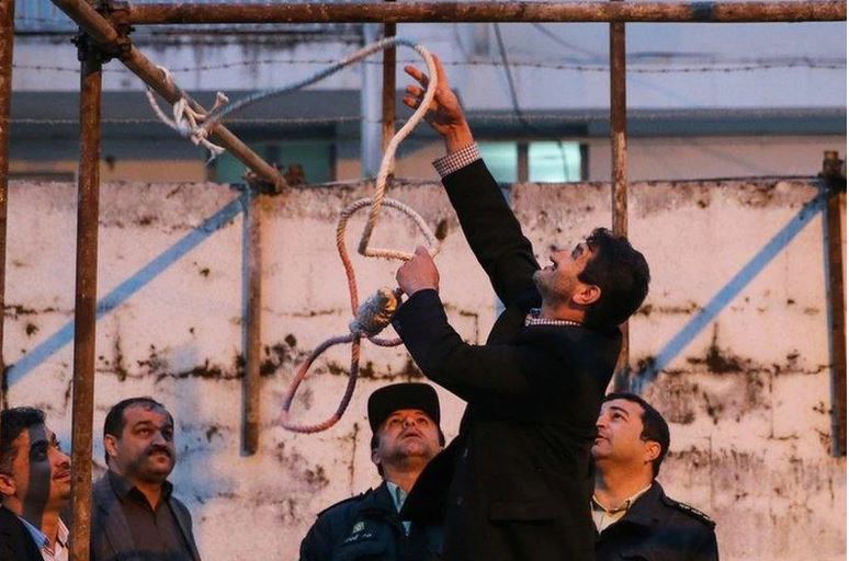 ইরানে বিক্ষোভকারীদের ফাঁসি দিলে ‘কঠোর পদক্ষেপ’ নেয়ার হুঁশিয়ারি যুক্তরাষ্ট্রের