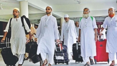 হজযাত্রীদের জন্য ১১ ধরনের স্বাস্থ্য পরীক্ষা বাধ্যতামূলক