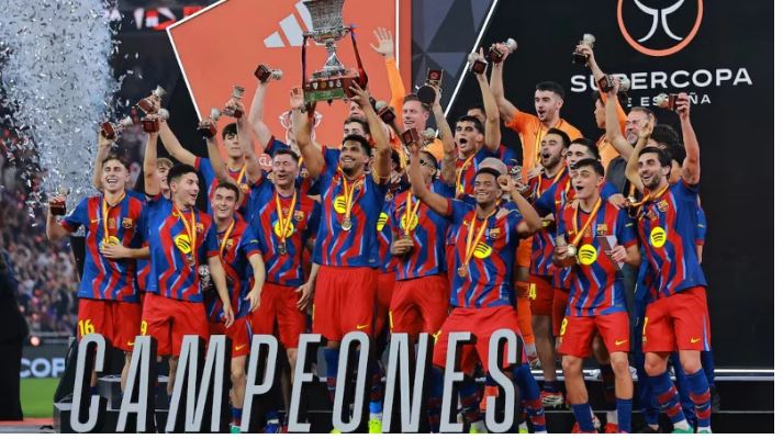 ৩-২ ব্যবধানে রিয়ালকে হারিয়ে স্প্যানিশ সুপার কাপ জিতল বার্সা