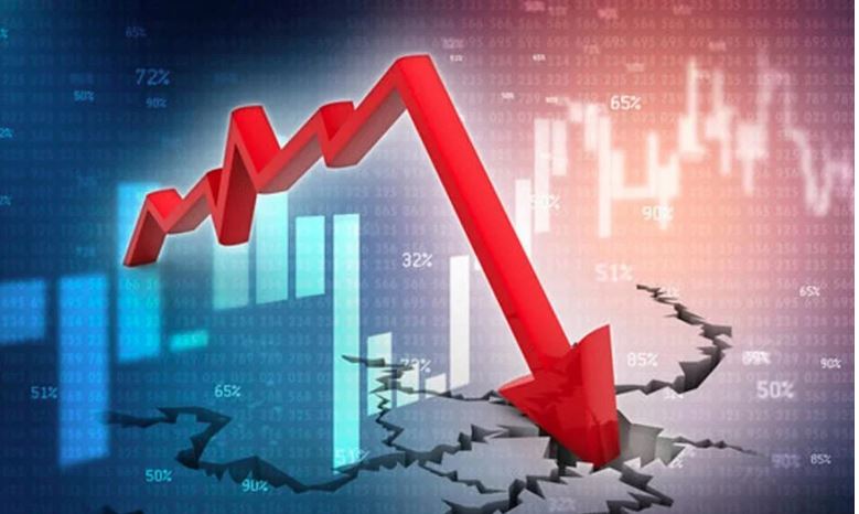 রাজস্ব আয় কমছে, বিনিয়োগ নেই: বাংলাদেশের অর্থনীতিতে স্থবিরতা