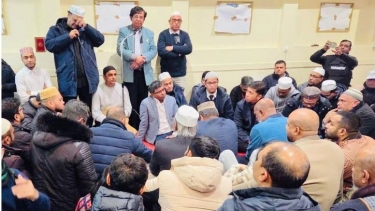 খালেদা জিয়ার রুহের মাগফিরাত কামনায় প্যারিসে দোয়া মাহফিল অনুষ্ঠিত