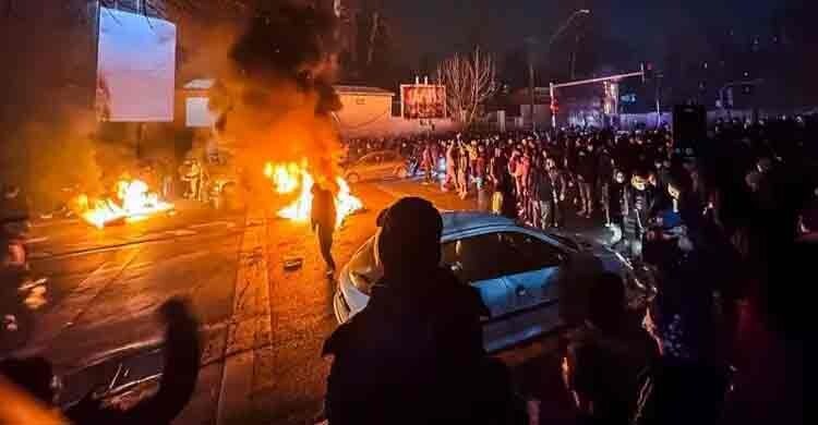 ইরানে বিক্ষোভ চলছে