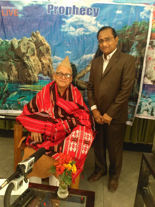 বঙ্গনিউজের ষ্টুডিওতে অধ্যাপক পবিত্র সরকারের সাথে লেখক