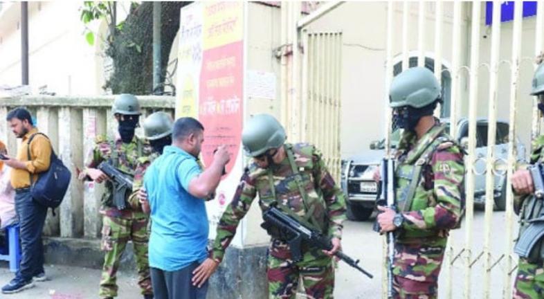 নির্বাচনের মাঠে সেনাসহ সব বাহিনীর সদস্য