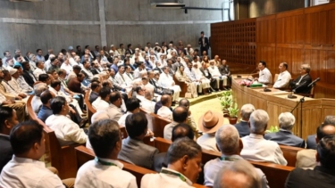 আজ বিএনপির সংসদীয় দলের বৈঠক