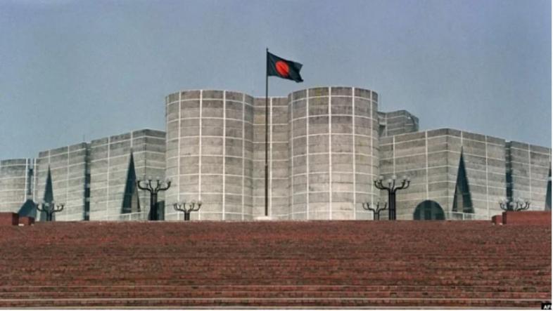 আজ সংসদ সংবিধান সংস্কার পরিষদ নিয়ে উত্তপ্ত হতে পারে