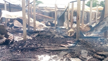 নোয়াখালীর বজরা বাজারে ভয়াবহ অগ্নীকান্ড