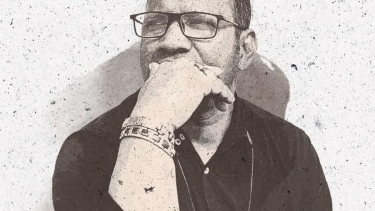 আজ লেখক হুমায়ুন কবীর হিমুর জন্মদিন