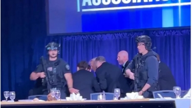 ট্রাম্পের নৈশভোজ চলাকালে গুলির শব্দ