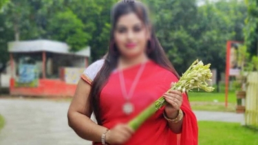 ‘টিকটক’ ভিডিও করাকে কেন্দ্র করে নারীর মরদেহ দাফনে বাধা — কবর খুঁড়তেও দেওয়া হচ্ছে না!